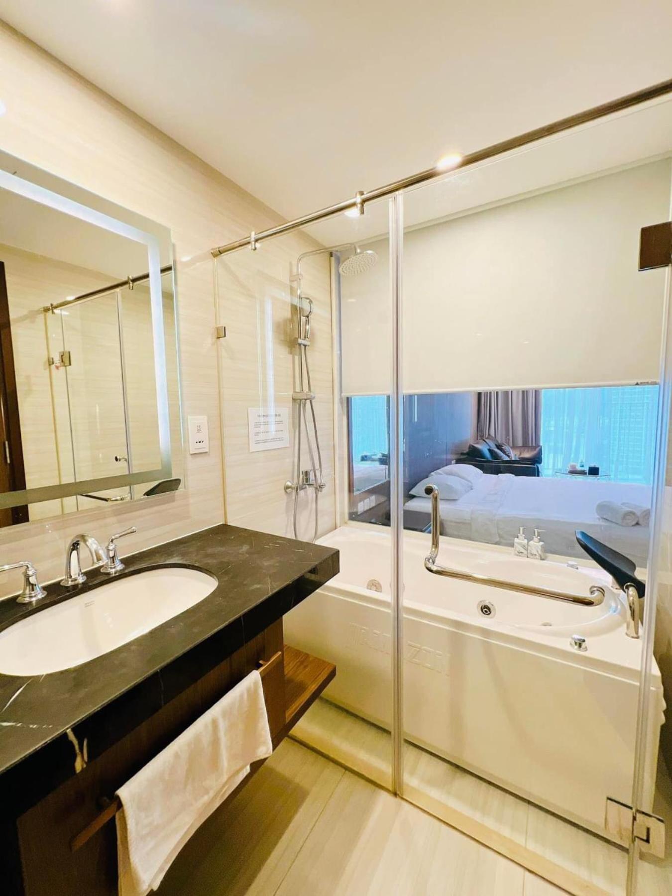 Panorama Apartment Sunset Nha Trang City Екстер'єр фото