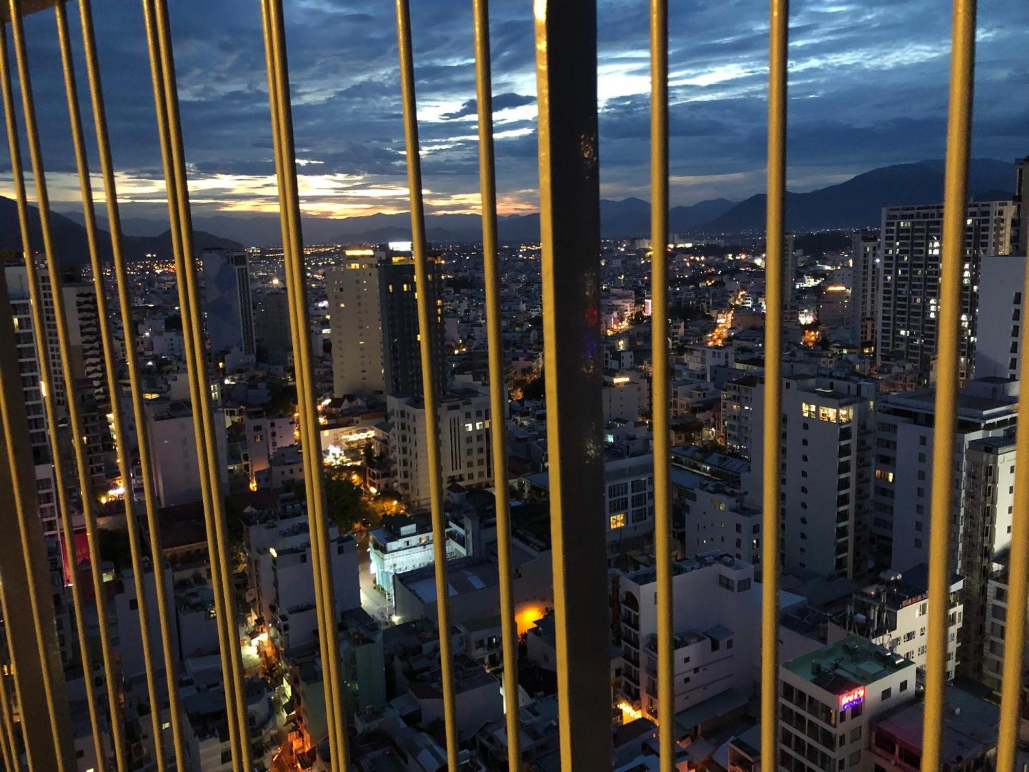 Panorama Apartment Sunset Nha Trang City Екстер'єр фото
